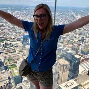 Meet your Posher, Victoria